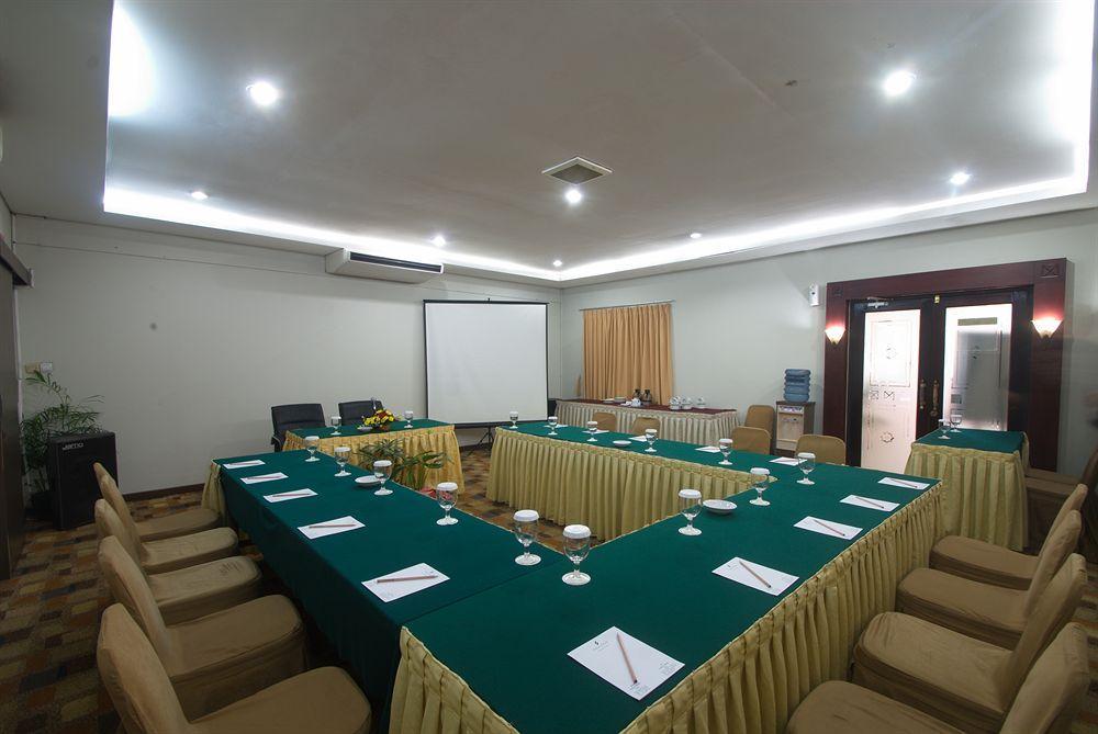 Sofyan Hotel Soepomo Jakarta Exteriér fotografie