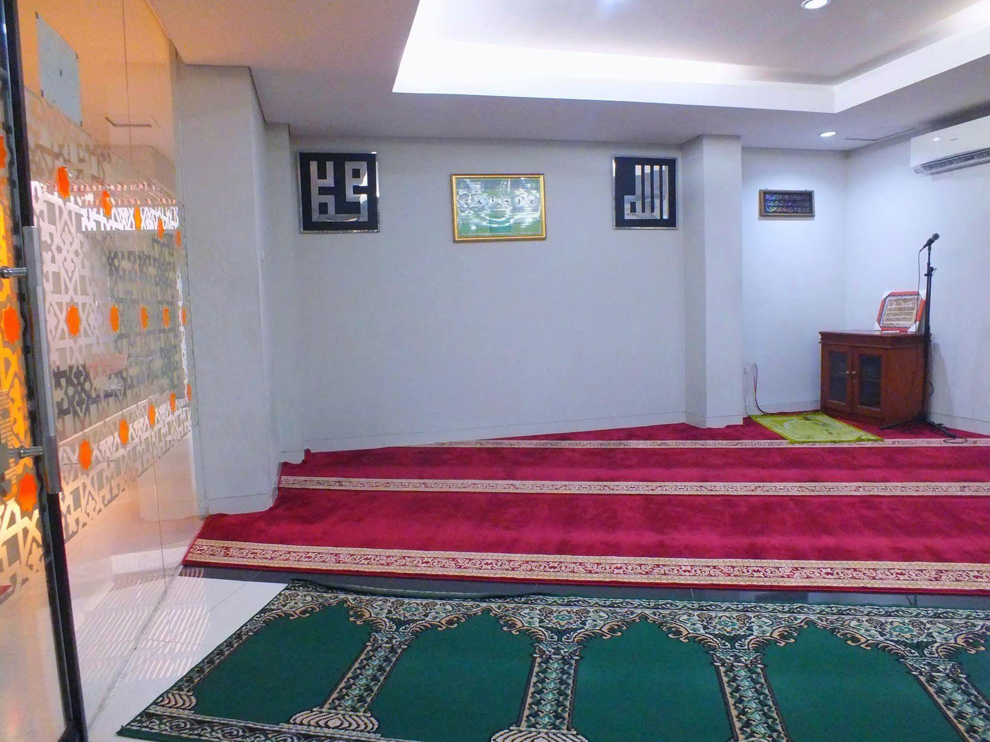 Sofyan Hotel Soepomo Jakarta Exteriér fotografie